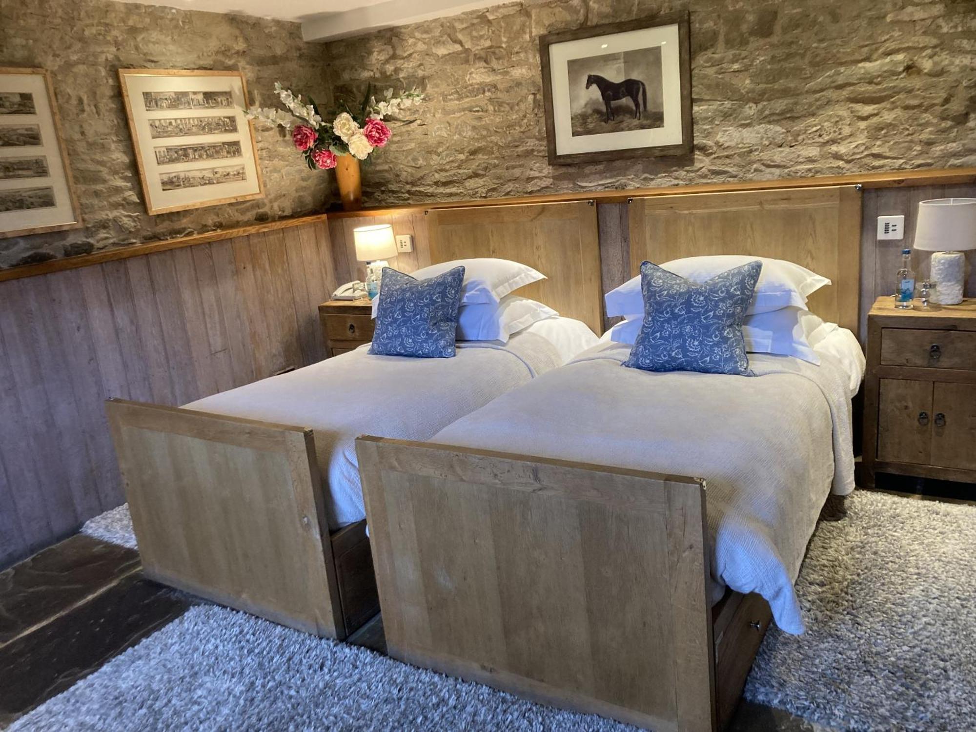 Old Downton Lodge Ладлоу Номер фото